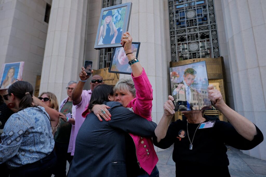 2beb0c69cb394c2c90e618e365072404