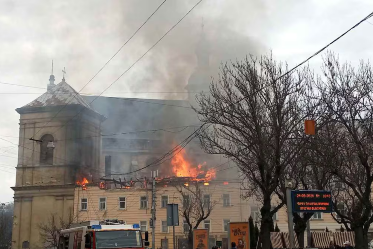 8c0a1fbf46c147358295e176e74de743