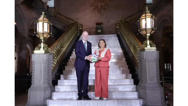 95db801e8e974f37bcf4eb50f74fddc3