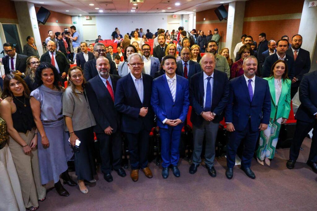 amaie1_1_7d642b4468a6_0