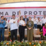 e528f6e5a51f440ea5ca4a2666dc35d4