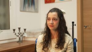 eca9d9f698f84a9e925d99bbae20b8dc