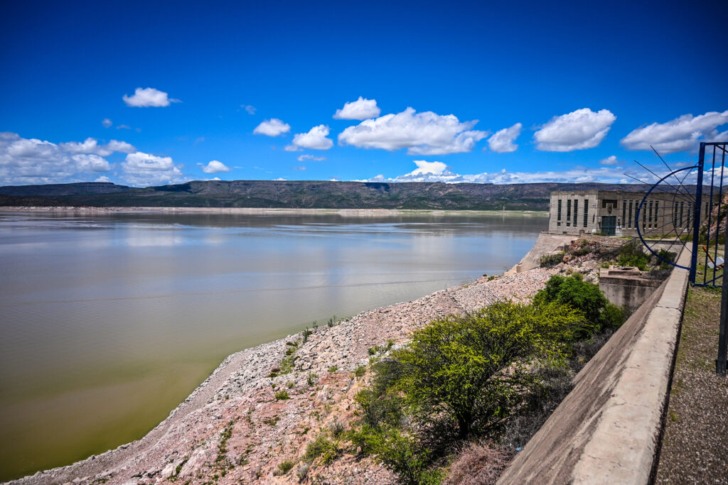 f9eefaa4f67c42f7b62709f119b97b79