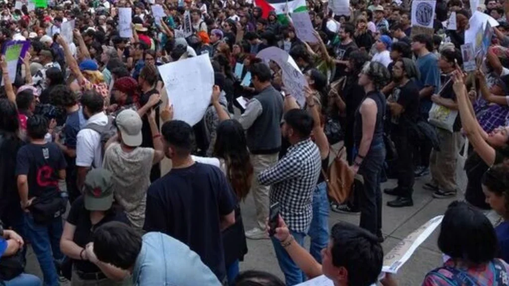 1b206b8727034fccbcaba6a4bc1be20e