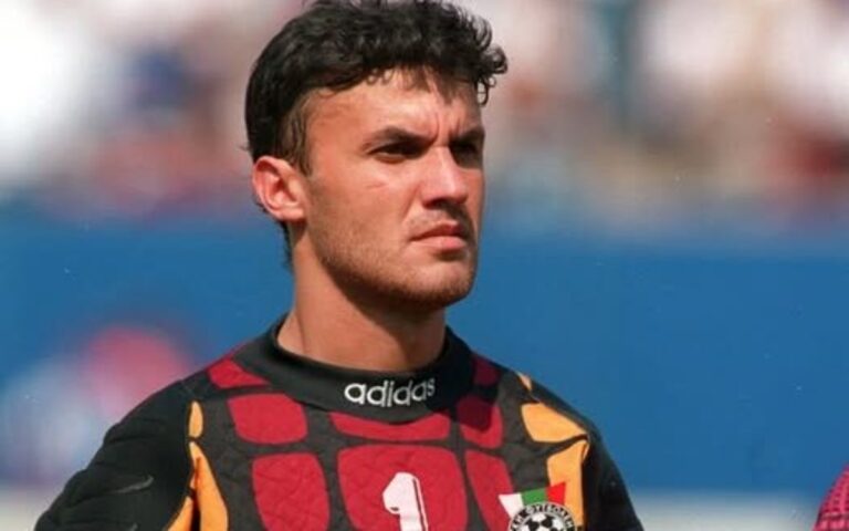 204c41bbff1e44e58b2d9989a62edf0c