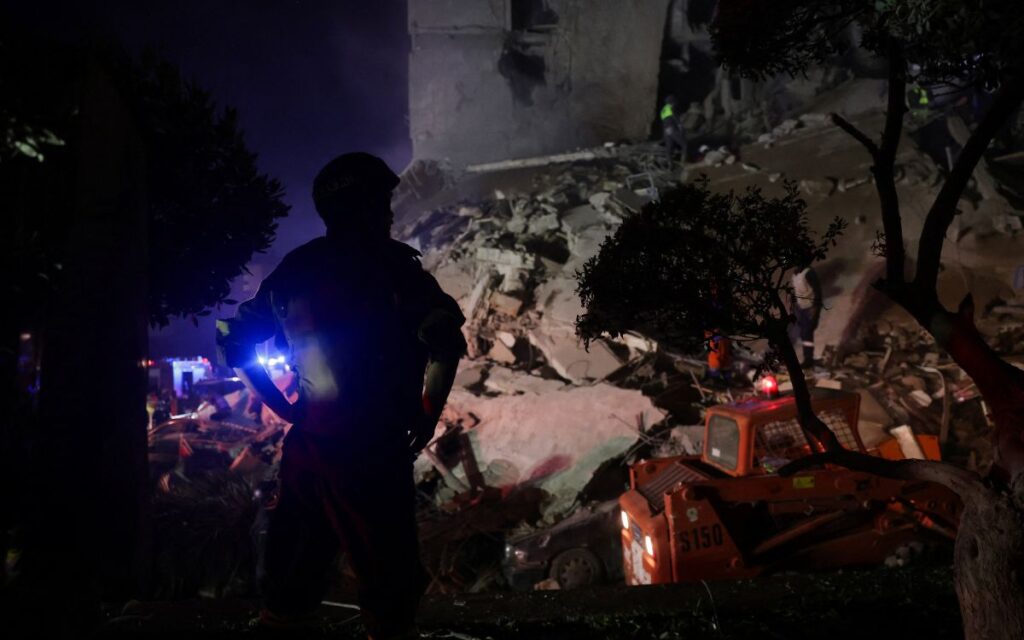 876595e476514a80be374dc8871940ae