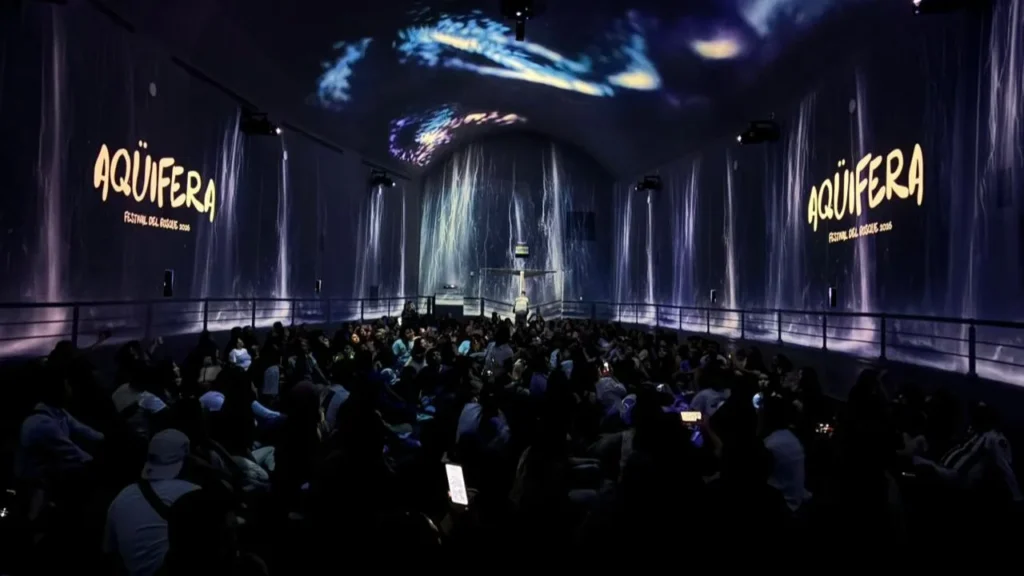 8cc33ec1f18e43f3ab59d3fce14db179