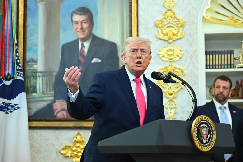 Sen. Markwayne Mullin sworn in as new DHS chief at the White House