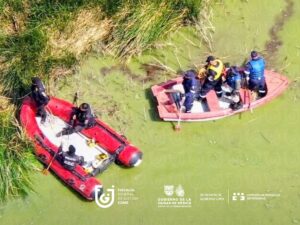 9ee52f8976bc4c51b1b5d3305f15801e