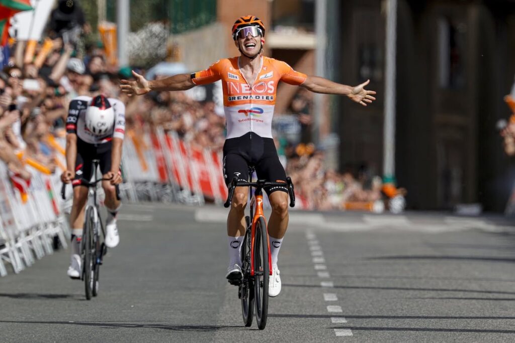 b0d588196bf94135a3a7ebe744afd9b0